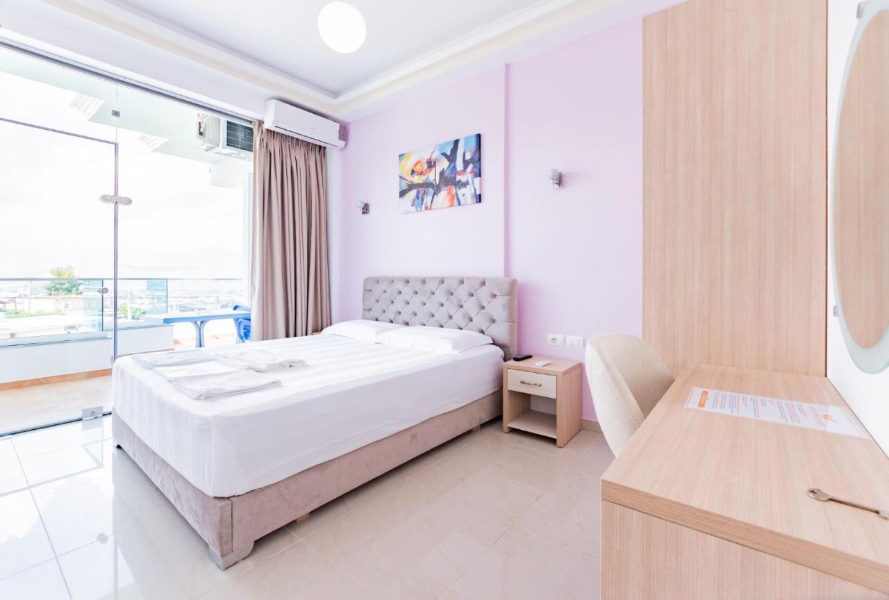 The City Gate Hotel Sarande Exterior photo
